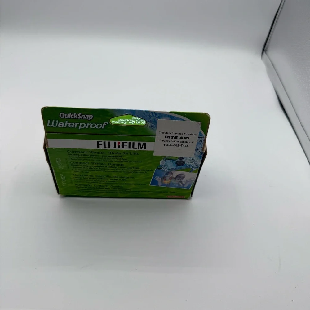 FujiFilm Quicksnap Waterproof Camera (17ft) Aqua Blue 27 Exp